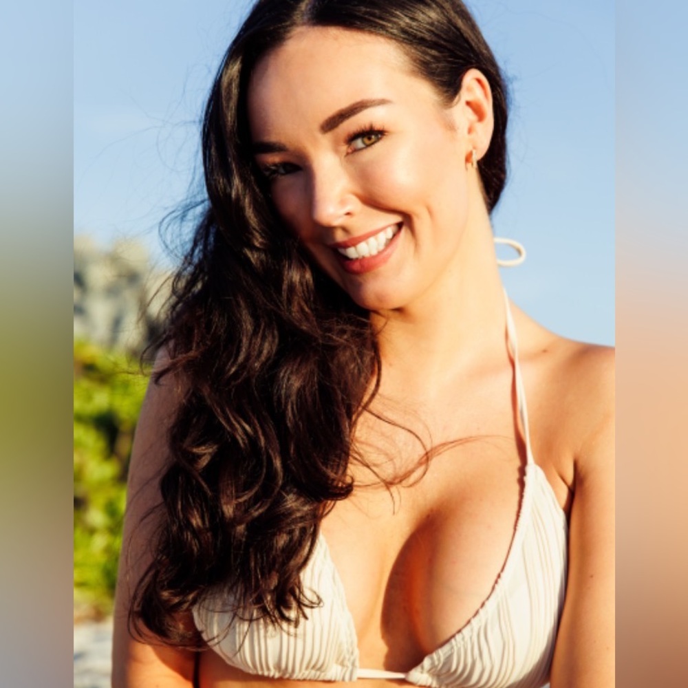 Meet your Posher, Carly